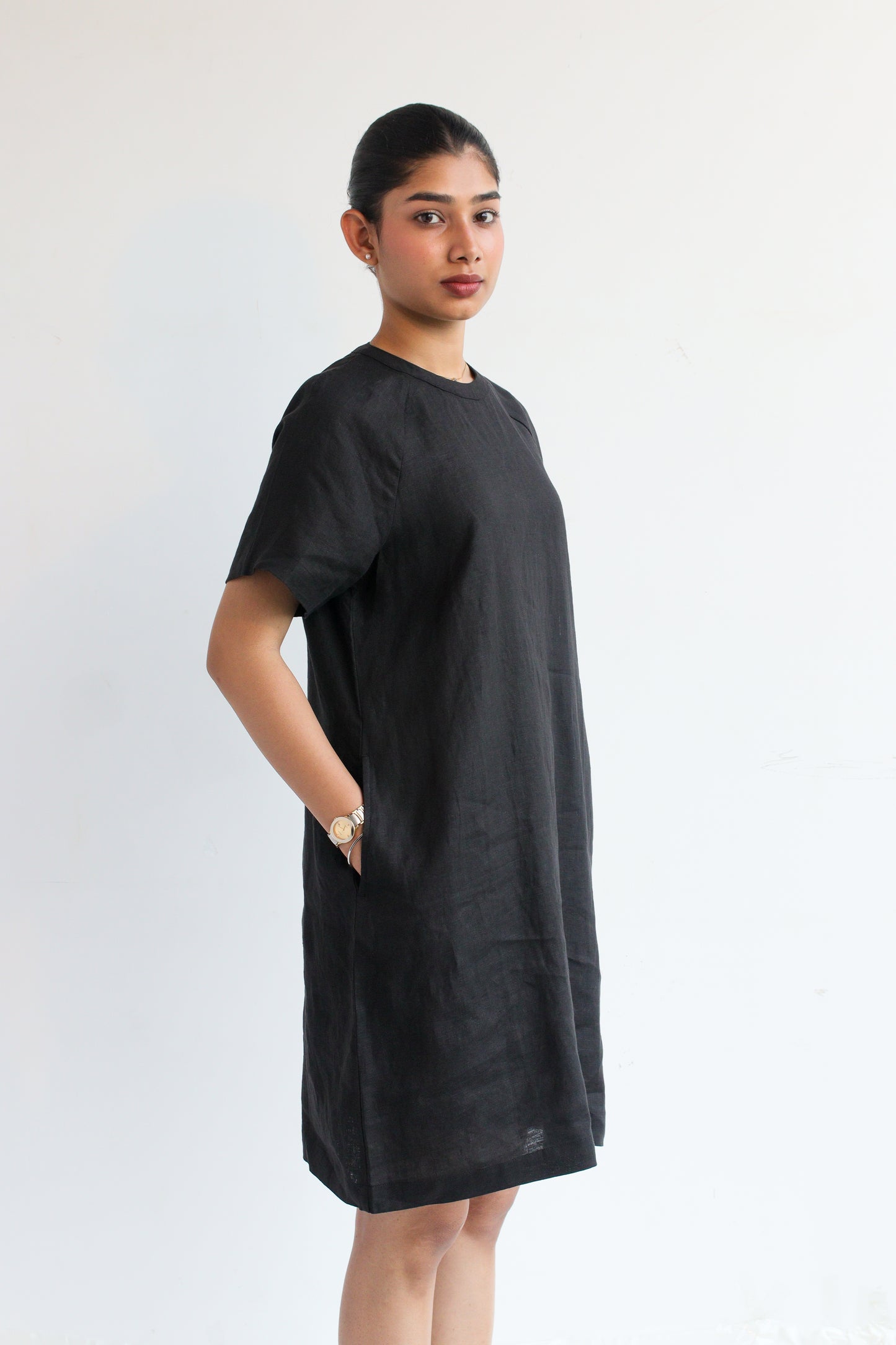 100% European Linen Easy Shift Dress - Black