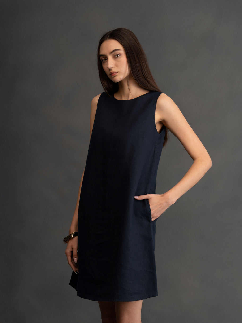 100% European Linen Sleeveless Shift Dress - Navy