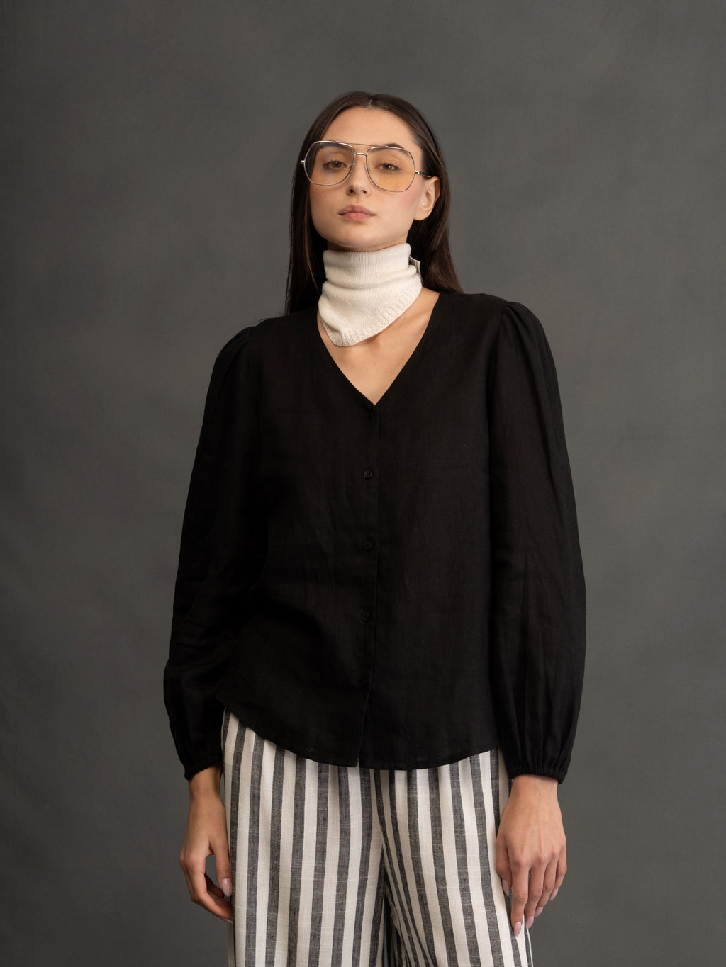 100% European Linen Regular Fit V-Neck Blouse - Black