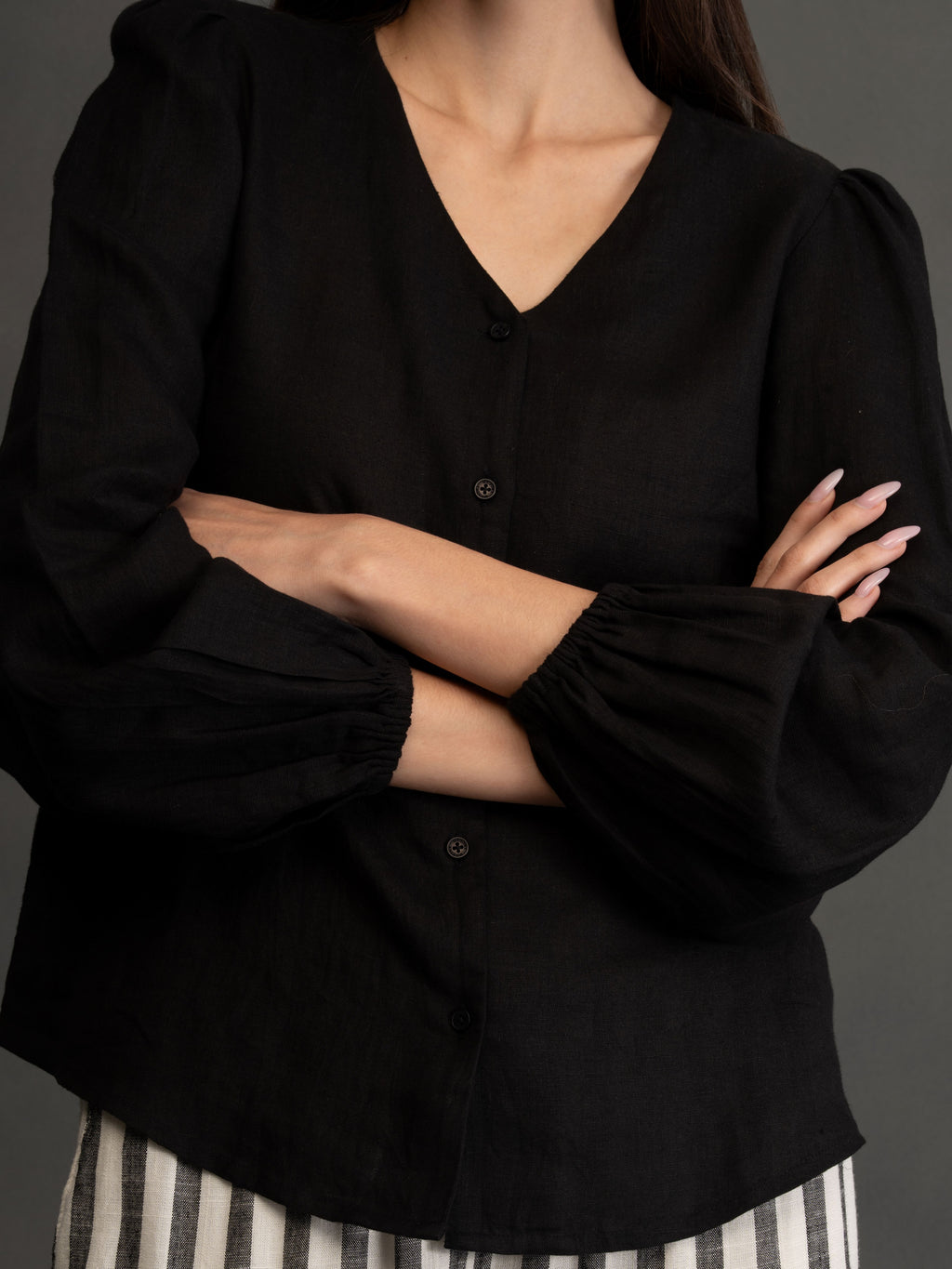 100% European Linen Regular Fit V-Neck Blouse - Black