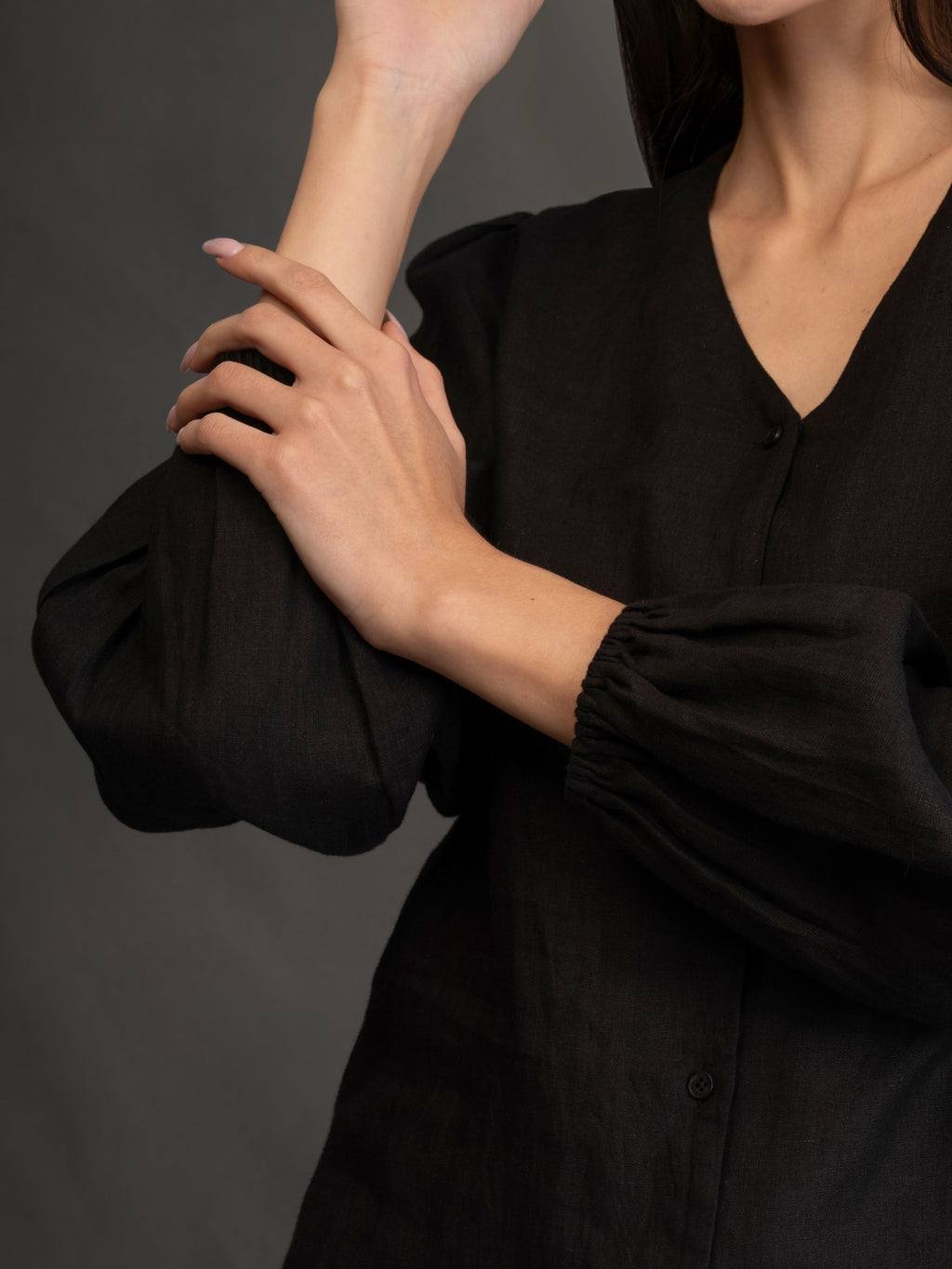 100% European Linen Regular Fit V-Neck Blouse - Black
