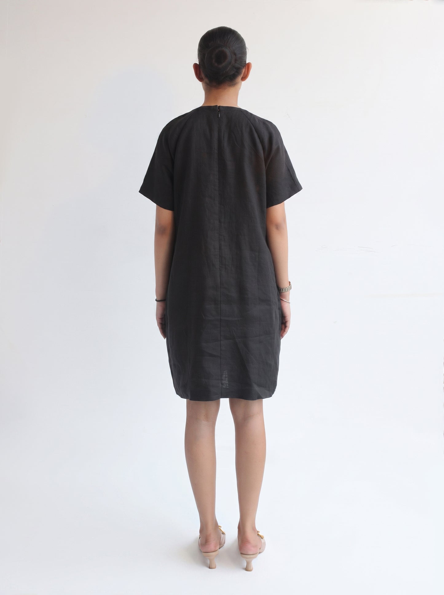 100% European Linen Easy Shift Dress - Black