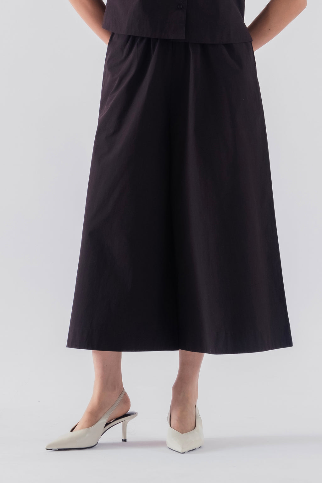 100% Cotton Poplin Pull-On Culottes - Black