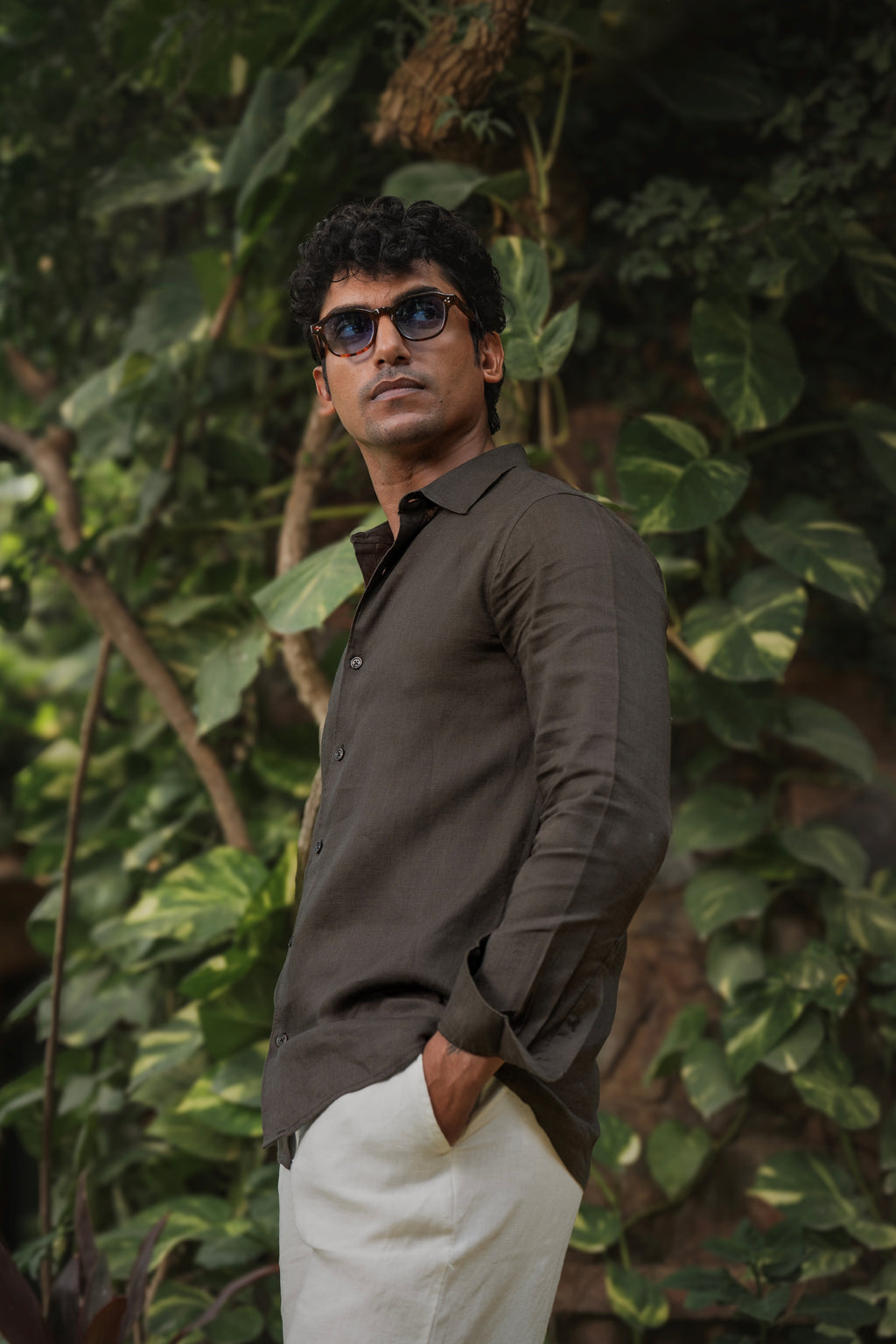 100% European Linen Classic Everyday Shirt - Deep Olive