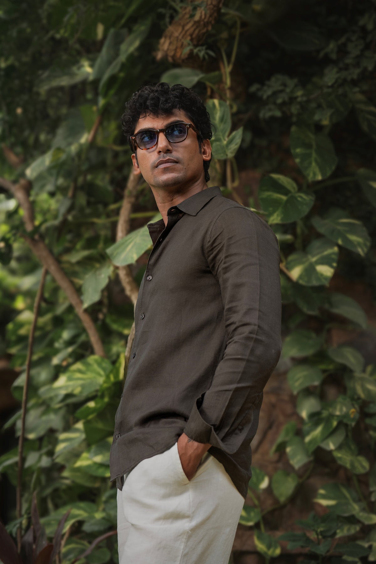 100% European Linen Classic Everyday Shirt - Deep Olive