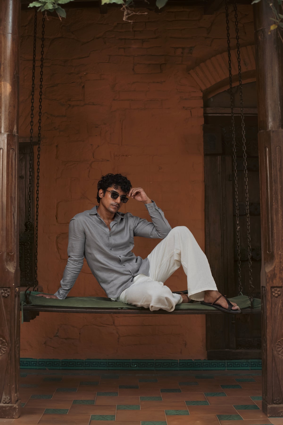 100% European Linen Classic Everyday Shirt - Grey