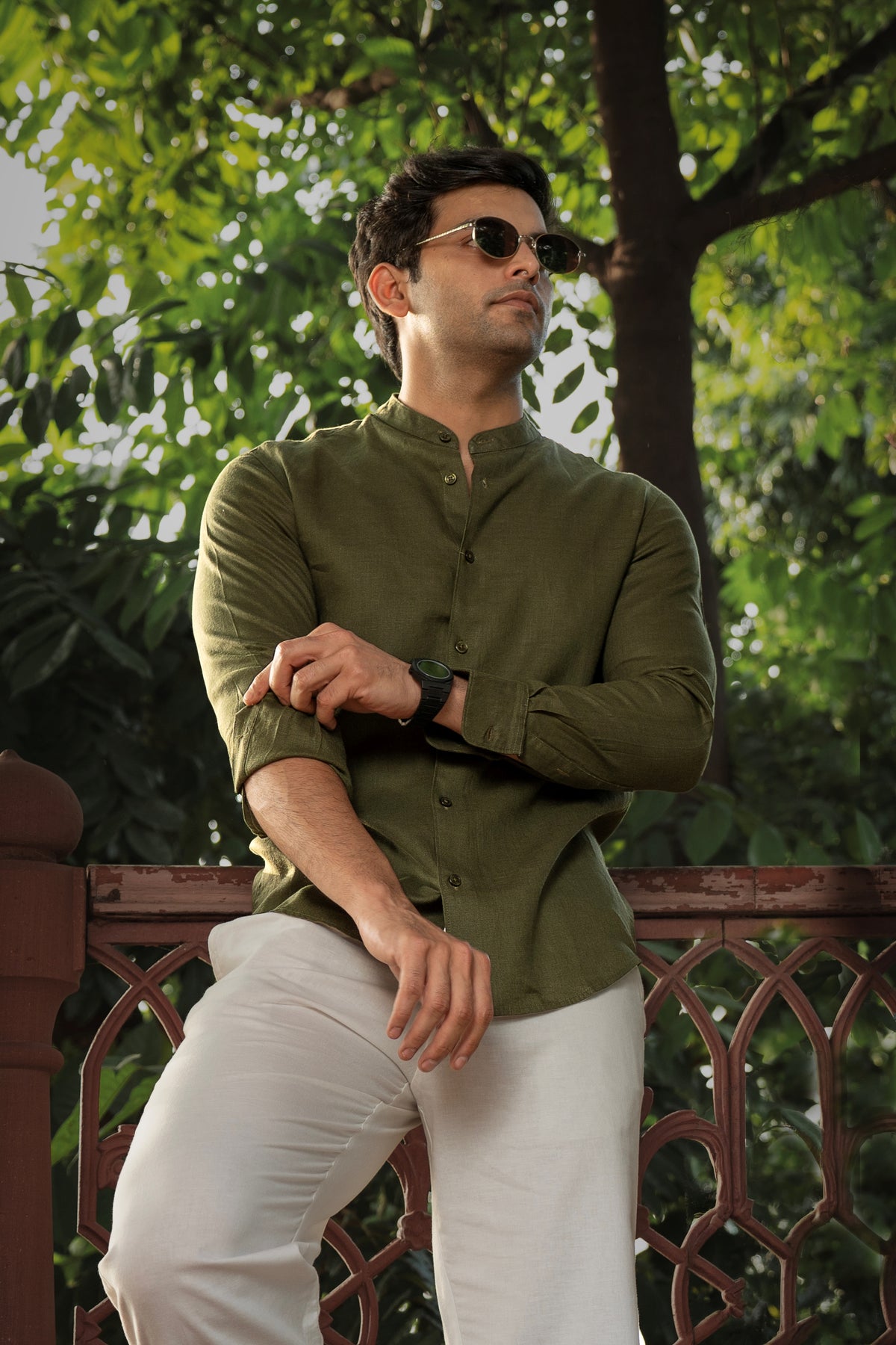 100% European Linen Mandarin Collar Shirt - Olive