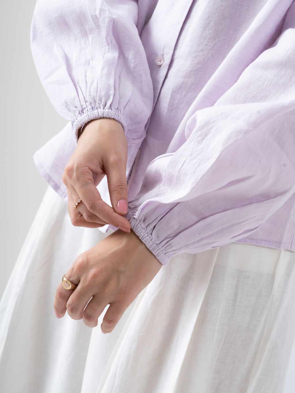 100% European Linen Regular Fit V-Neck Blouse - Lilac