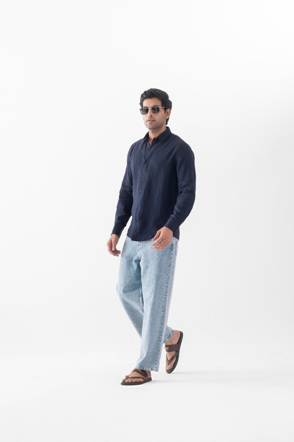 100% European Linen Classic Everyday Shirt - Navy