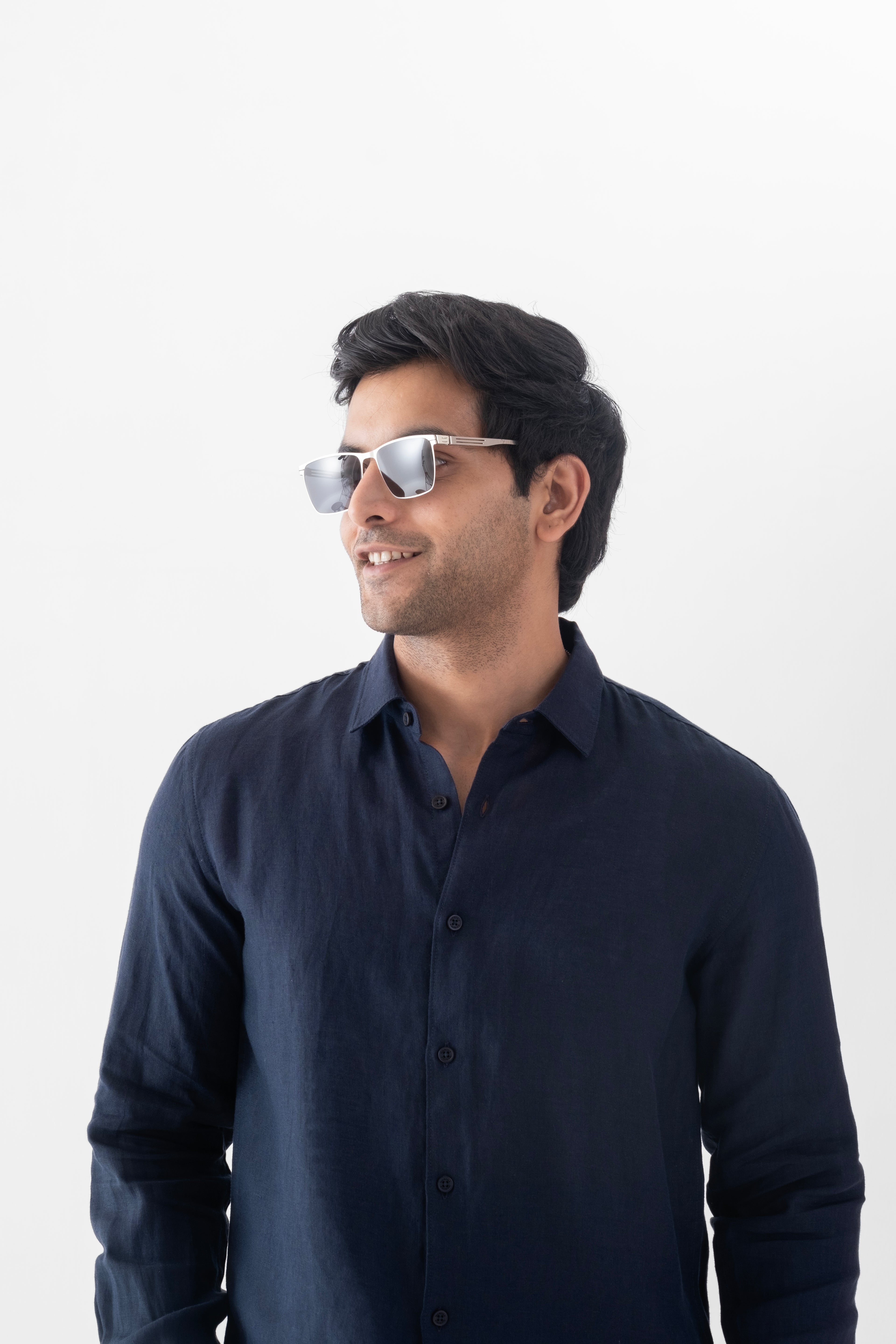 100% European Linen Classic Everyday Shirt - Navy
