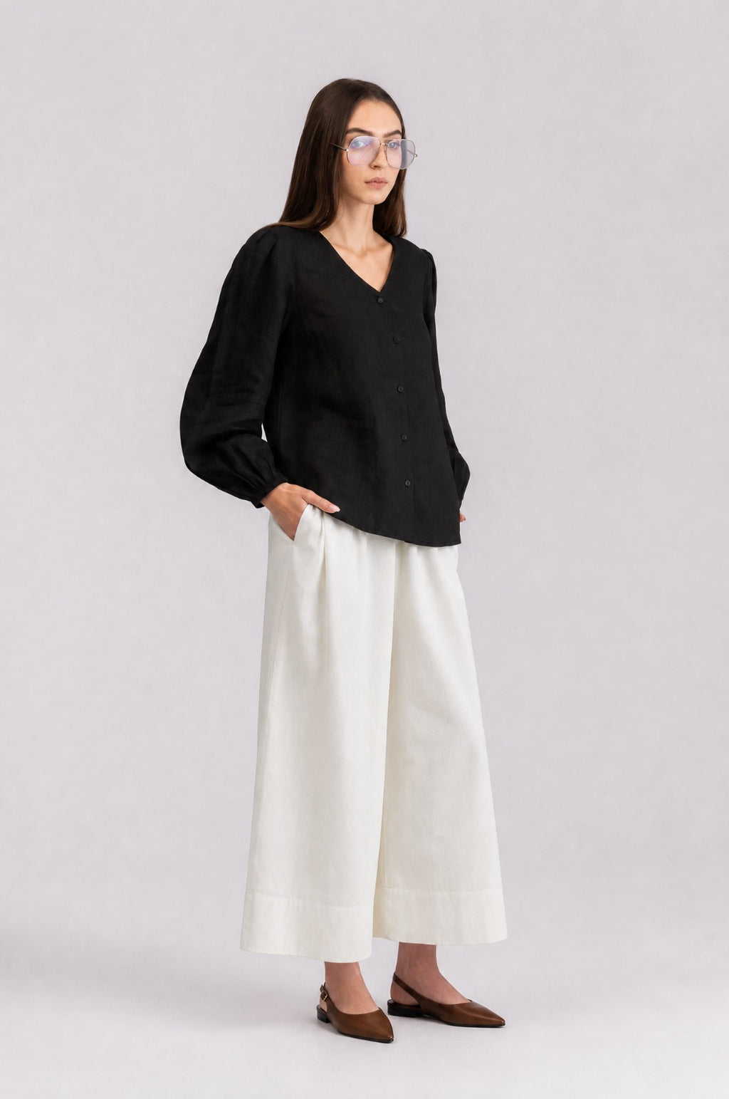 100% European Linen Regular Fit V-Neck Blouse - Black