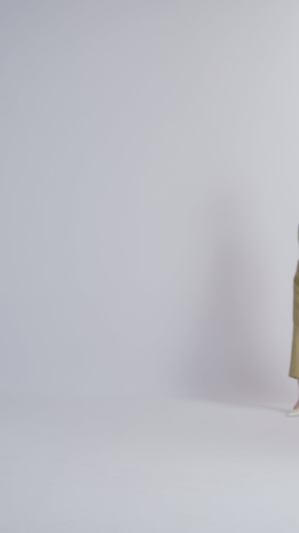 100% Cotton Poplin Puff-Sleeve Cropped Shirt - Olive Stone